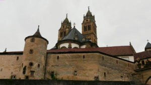 Wehrhafte Klosteranlage bei Schwäbisch Hall