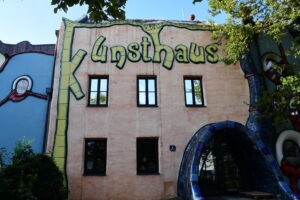 Das Hundertwasserhaus im Detail