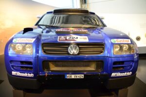 Ein Volkswagen Touareg als erfolgreicher Rallyewagen der Rallye Dakar