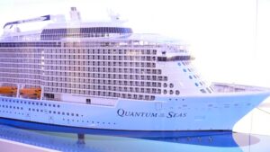 Die Quantum of the Seas bei Meyer Werft