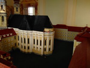 Die Klosterkirche von Wiblingen im historischen Architekturmodell