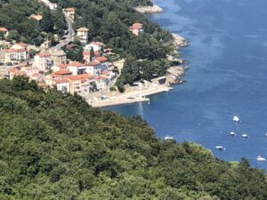 Am Strand von Moščenička Draga