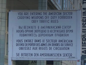 Der berühmte Checkpoint Charlie