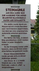 Erläuterungstafel über die Steinmühle aus dem Jahr 1839