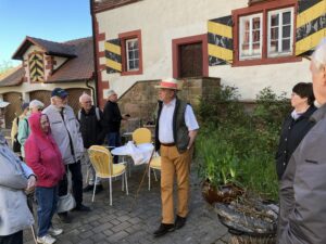 Führung im Schlosshof