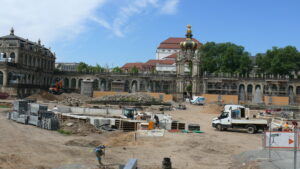 Noch ein Blick auf den Zwinger