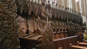 Kunstvolle Schnitzkunst im Dom