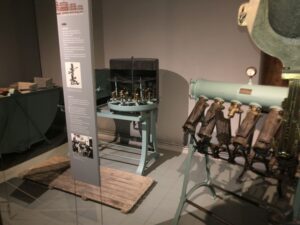 Einblick in den Flaschenkeller und die frühere Abfülltechnik