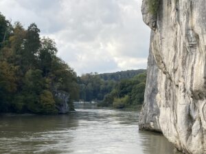 Enge Felsschlucht zwischen Kelheim und Weltenburg