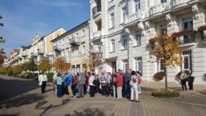 Zweiter Sammelplatz der Reisegruppe