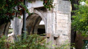 Die Porta Gemina in Pula