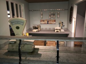 Nachgestellte Metzgerei als Teil der Ausstellung zum Handwerk
