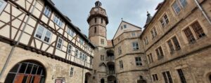 Historischer Innenhof in Meiningen