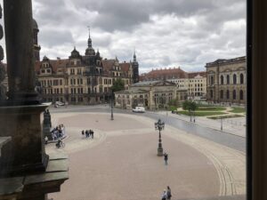 Der Dresdner Theaterplatz