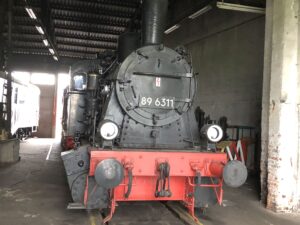 Frontansicht der Dampflok 89 6311
