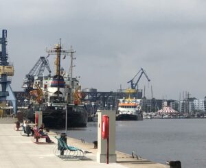 Blick auf den Stadthafen