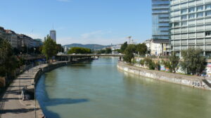 Am Wiener Donaukanal