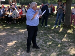 Wolfgang eröffnet offiziell das Sommerfest